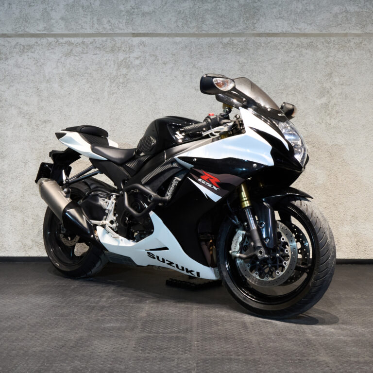 Аренда мотоцикла Suzuki GSX-R 750